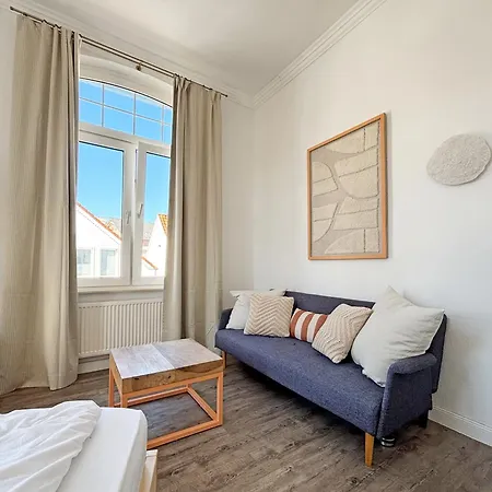 Herr Friese, Wohnung Nr. 6-2